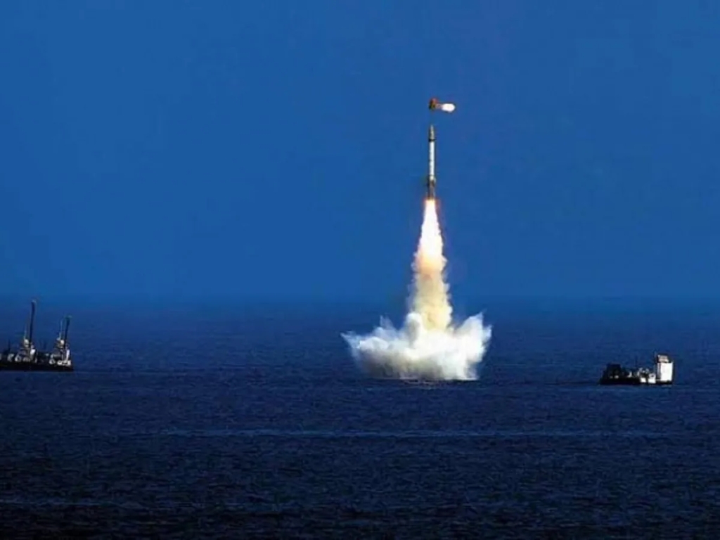 India ready to test is massive SLBM missile